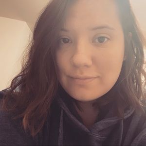 Meet your Posher, Ella